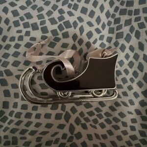 Pandora 2010’s Sleigh Ornament with Box